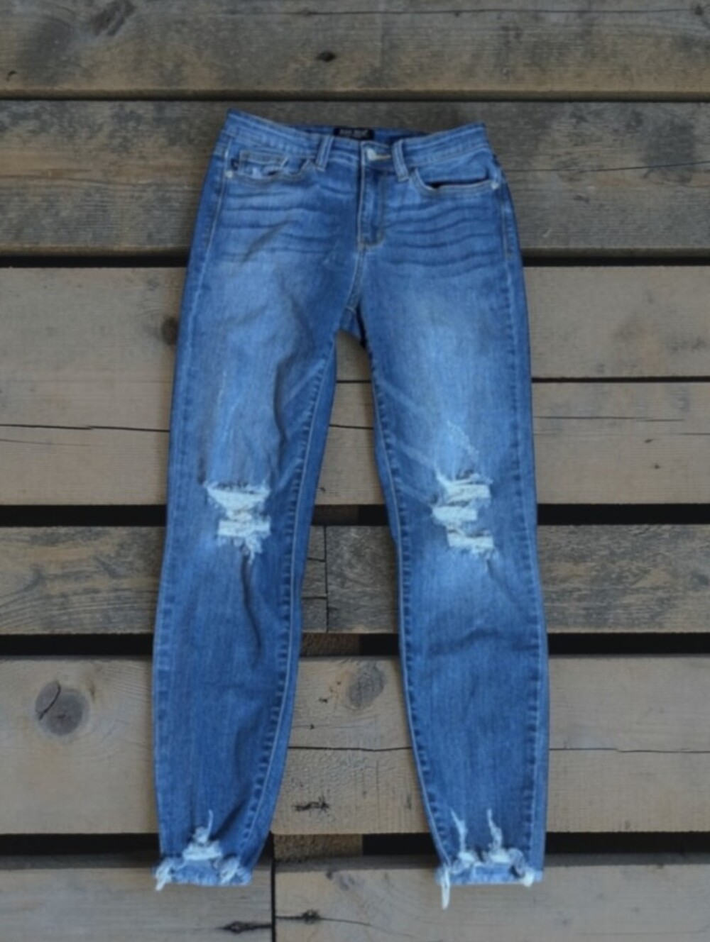 Judy Blue Distressed Ankle Jeans Raw Hem Busted Knee Casual Comfy W27 L26